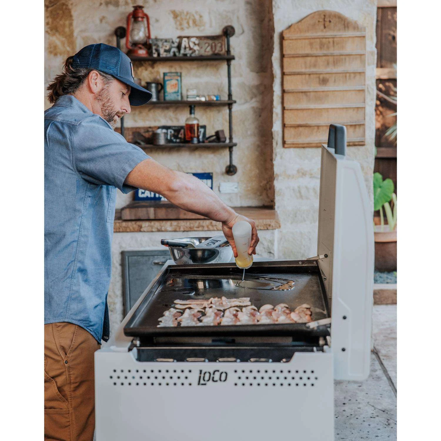 LoCo 3 Burner Liquid Propane Outdoor Griddle With Hood Gray 9 LoCo 3 Burner Liquid Propane Outdoor Griddle With Hood Gray - Image 9