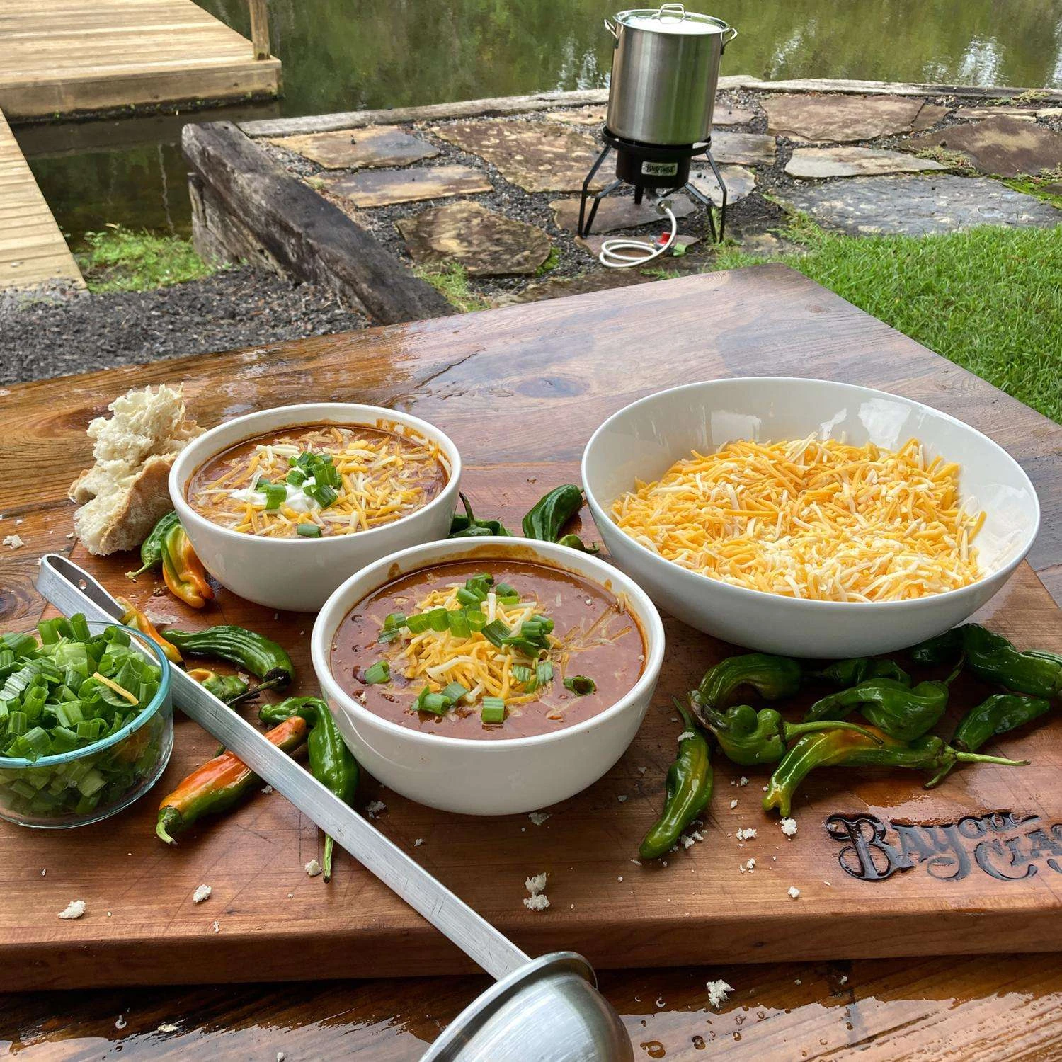 Bayou Classic Stainless Steel Grill Stockpot 40 Qt 14.9 In. L X 14.9 In. W 1 Pc 3 Bayou Classic Stainless Steel Grill Stockpot 40 Qt 14.9 In. L X 14.9 In. W 1 Pc - Image 3