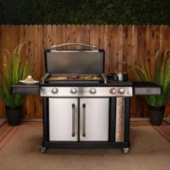 Blackstone 5 Burner Liquid Propane Outdoor Griddle Black/Silver -Webir Gas Grills Shop e65aff44 99a0 4560 b851 d1121507cc88