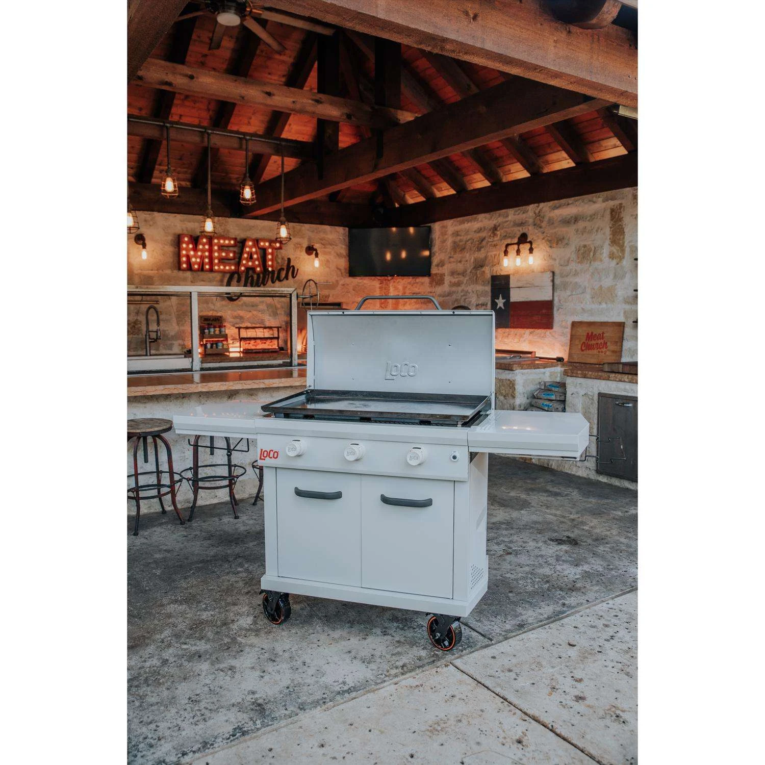 LoCo 3 Burner Liquid Propane Outdoor Griddle With Hood Gray 7 LoCo 3 Burner Liquid Propane Outdoor Griddle With Hood Gray - Image 7